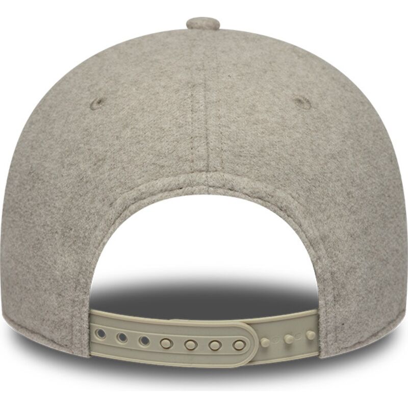 gorra-curva-beige-snapback-con-logo-beige-9forty-winter-de-los-angeles-dodgers-mlb-de-new-era
