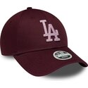 gorra-curva-granate-ajustable-para-mujer-con-logo-rosa-9forty-metallic-de-los-angeles-dodgers-mlb-de-new-era