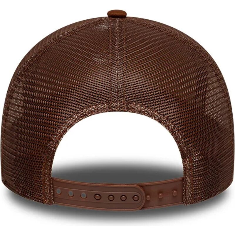 gorra-trucker-marron-con-logo-marron-e-frame-outline-de-new-york-yankees-mlb-de-new-era