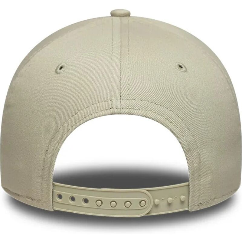 gorra-curva-beige-snapback-con-logo-marron-e-frame-league-essential-de-new-york-yankees-mlb-de-new-era gorra-curva-beige-snapback-con-logo-marron-e-frame-league-essential-de-new-york-yankees-mlb-de-new-era