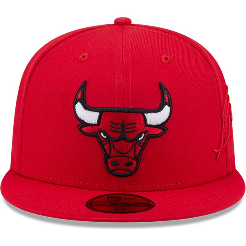 gorra-plana-roja-ajustada-59fifty-side-script-de-chicago-bulls-nba-de-new-era gorra-plana-roja-ajustada-59fifty-side-script-de-chicago-bulls-nba-de-new-era