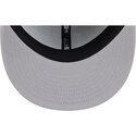 gorra-plana-gris-ajustada-59fifty-side-script-de-chicago-white-sox-mlb-de-new-era