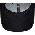 gorra-curva-negra-ajustable-9forty-gem-patch-distress-alone-de-new-era