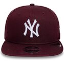 gorra-plana-granate-snapback-9fifty-original-fit-league-essential-de-new-york-yankees-mlb-de-new-era