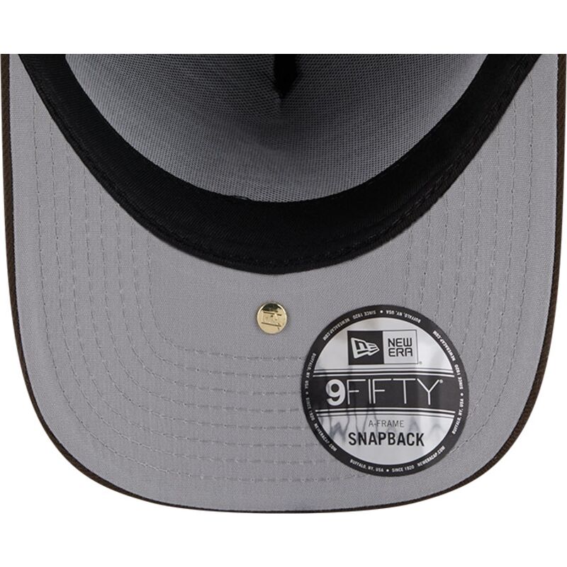 gorra-curva-marron-snapback-9fifty-a-frame-precurved-visor-pin-de-atlanta-braves-mlb-de-new-era