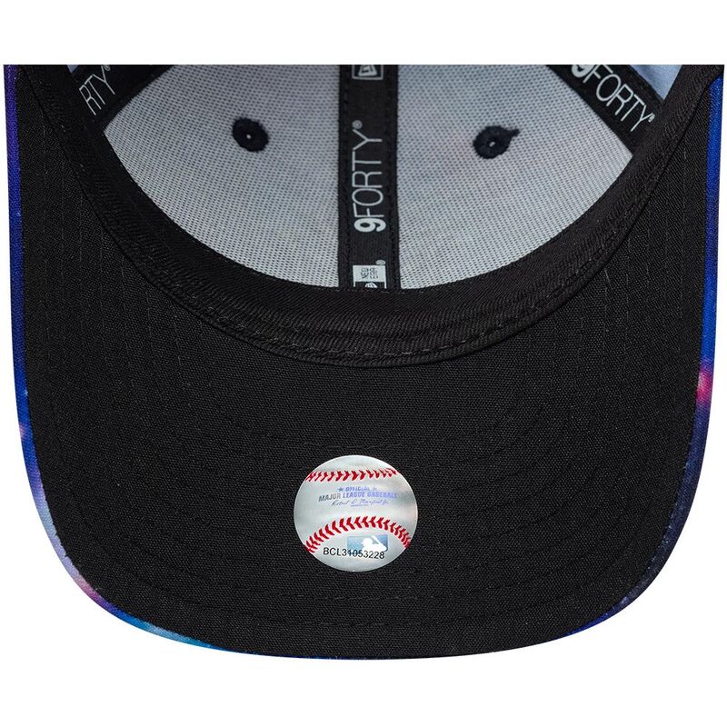 gorra-curva-multicolor-snapback-para-nino-con-logo-negro-9forty-all-over-print-space-de-new-york-yankees-mlb-de-new-era
