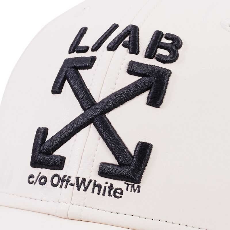 gorra-curva-beige-ajustable-clamp-arrows-pu-leather-de-l-ab-c-o-off-white