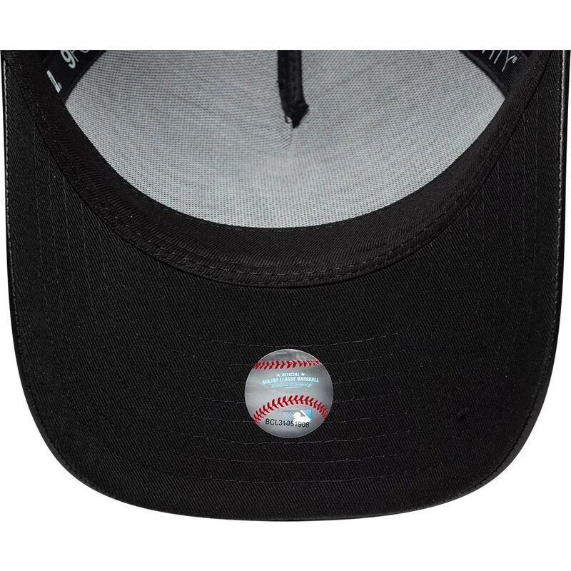 gorra-curva-negra-ajustable-para-mujer-con-logo-negro-9forty-m-crown-a-frame-fabric-mix-de-new-york-yankees-mlb-de-new-era
