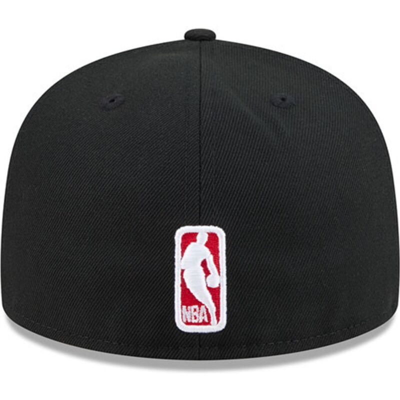 gorra-plana-negra-ajustada-59fifty-rhinestone-badge-de-chicago-bulls-nba-de-new-era gorra-plana-negra-ajustada-59fifty-rhinestone-badge-de-chicago-bulls-nba-de-new-era