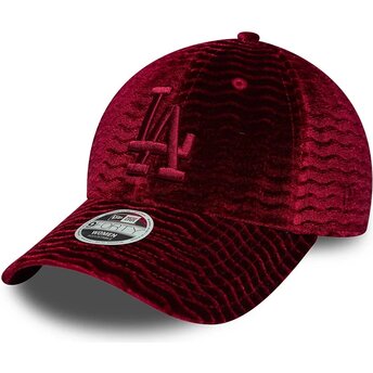 Gorra curva roja ajustable para mujer con logo rojo 9FORTY Velour de Los Angeles Dodgers MLB de New Era