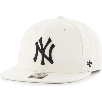 47 Brand Flat Brim MLB New York Yankees Smooth Snapback Cap weiß