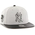 petten-plat-grijs-snapback-lisa-lateral-van-new-york-yankees-mlb-van-47-brand