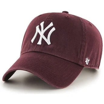 Cappellino visiera curva bordeaux di New York Yankees MLB Clean Up di 47 Brand