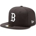 petten-plat-zwart-fitted-59fifty-essential-van-boston-red-sox-mlb-van-new-era
